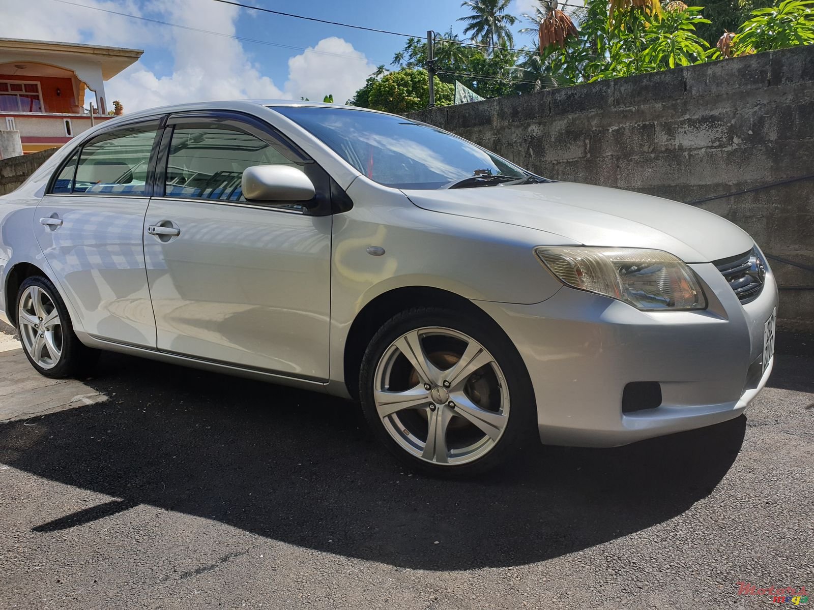 2007' Toyota Axio photo #1