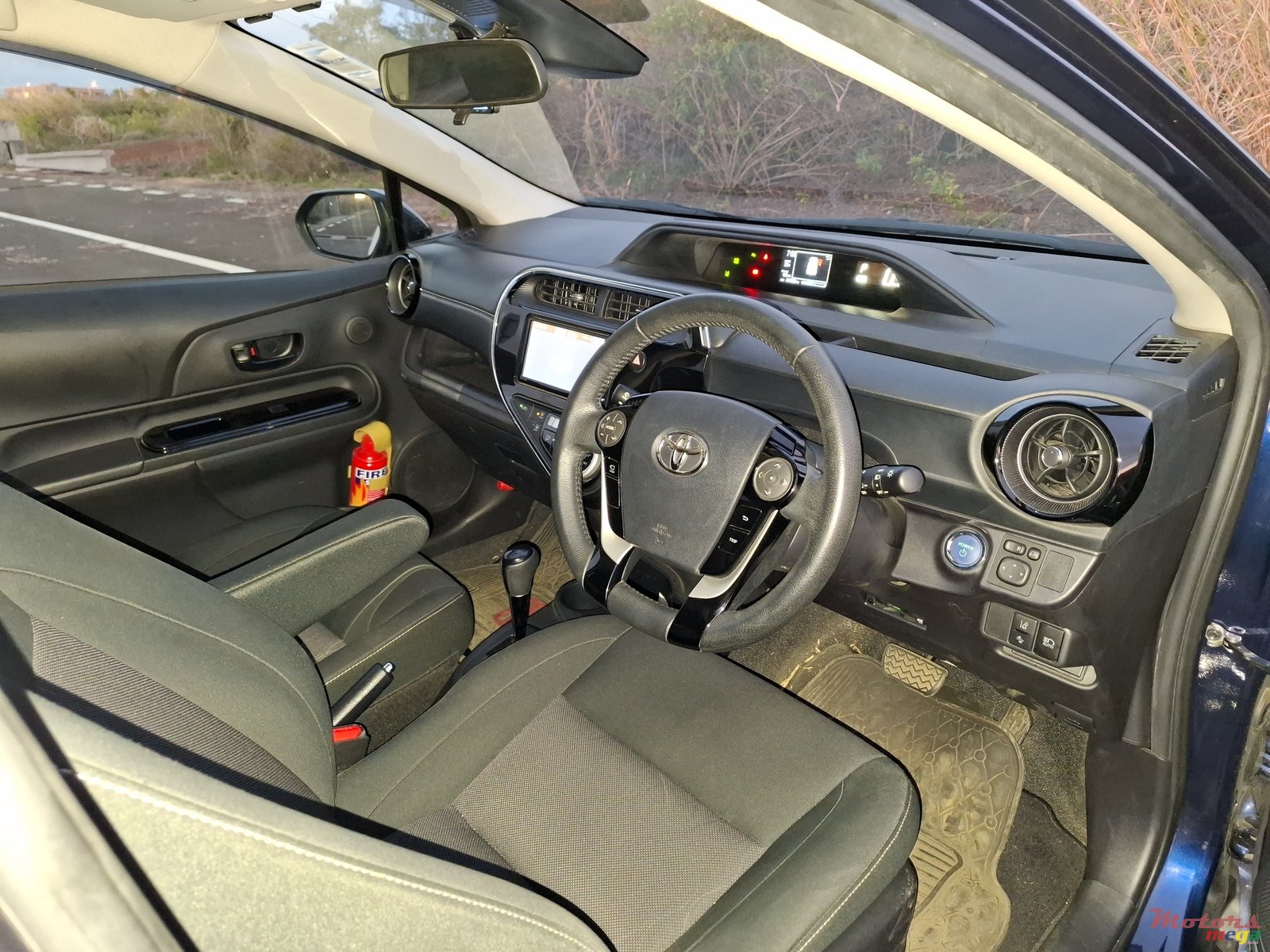 2019' Toyota Aqua photo #4
