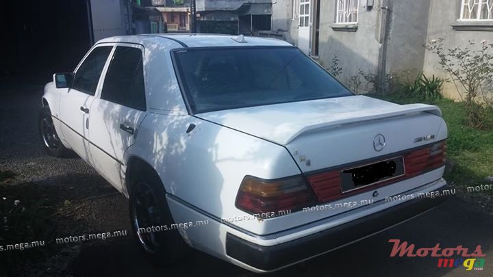 1992' Mercedes-Benz photo #3