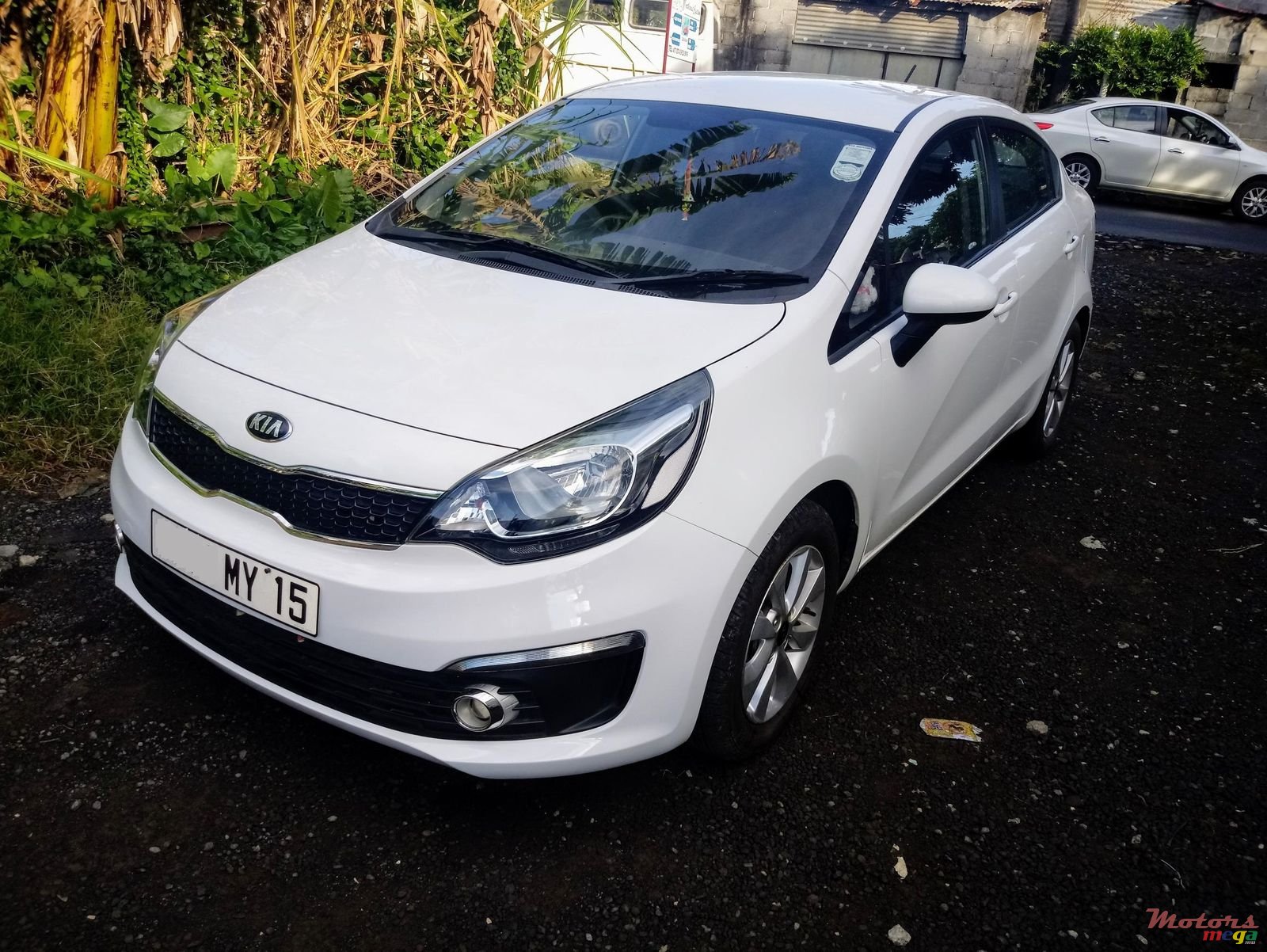 2015' Kia Rio photo #2