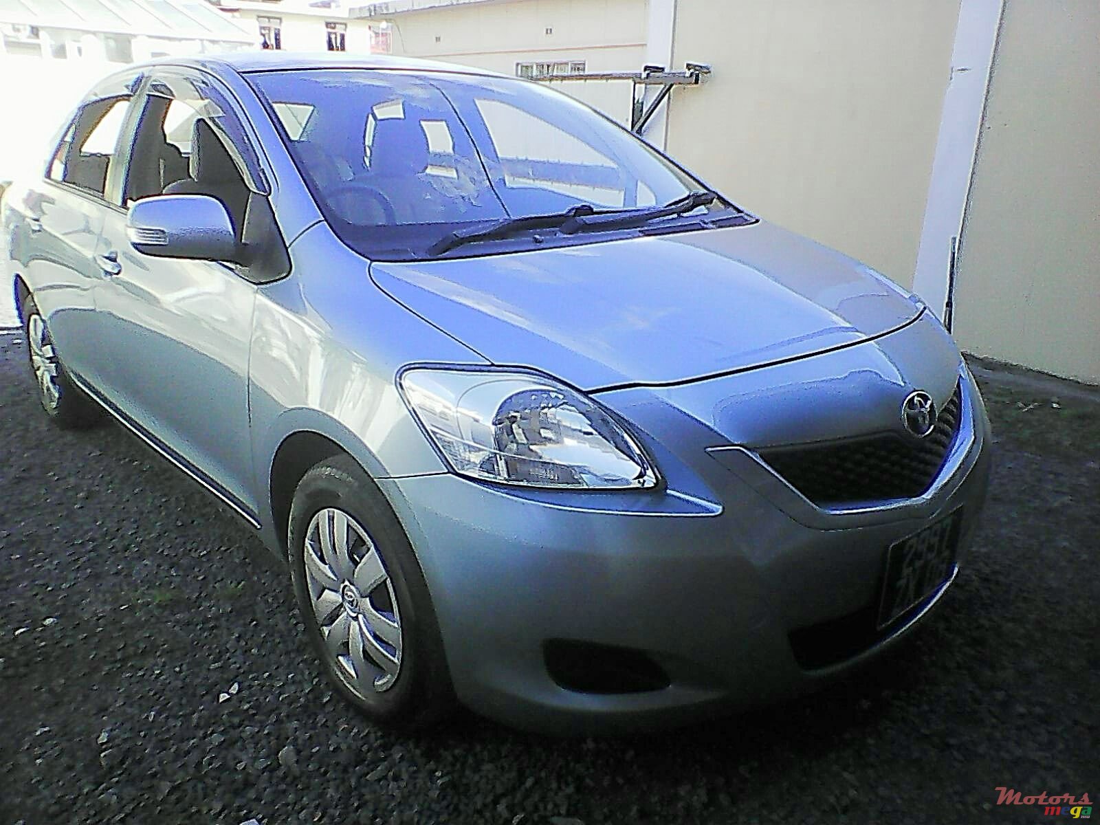 2008' Toyota Belta photo #1