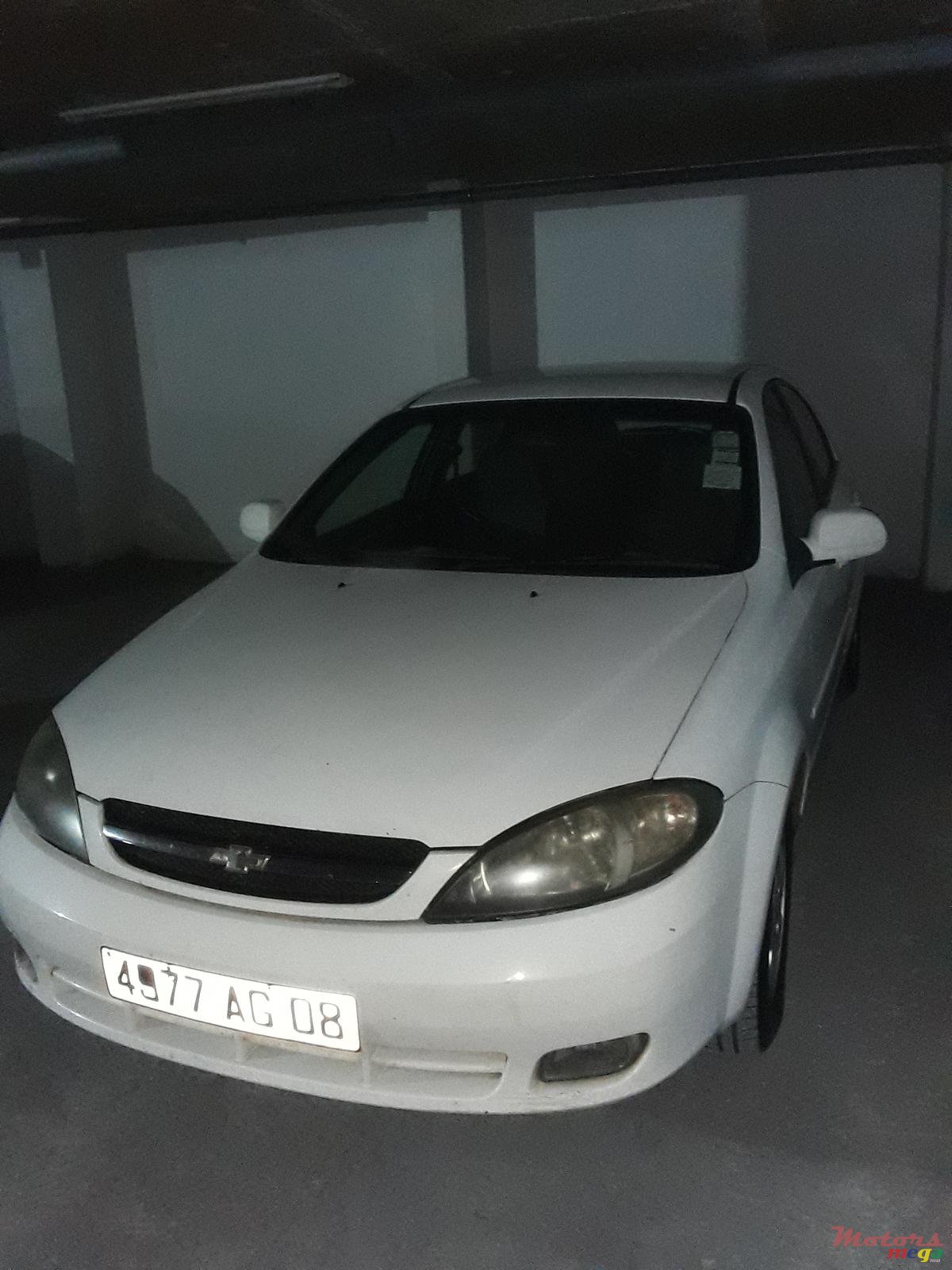 2008' Chevrolet Optra photo #3