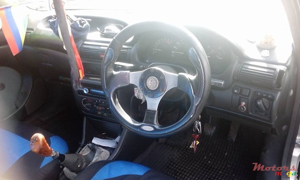 1995' Opel Astra photo #4