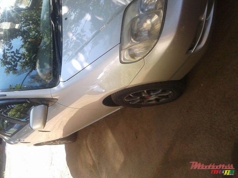 2002' Toyota Corolla photo #2