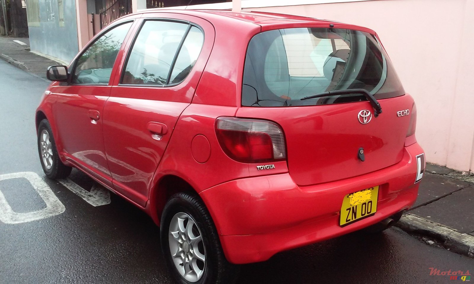 2000' Toyota Vitz photo #3