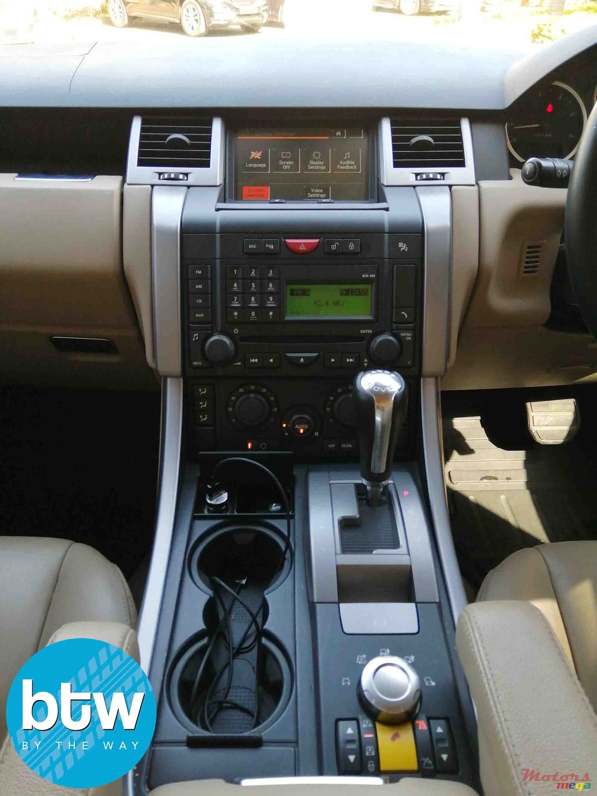 2009' Land Rover Range Rover Sport photo #6