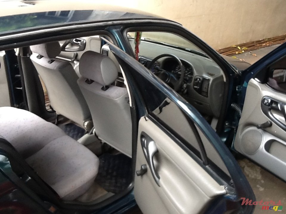 1996' Volkswagen Polo photo #5