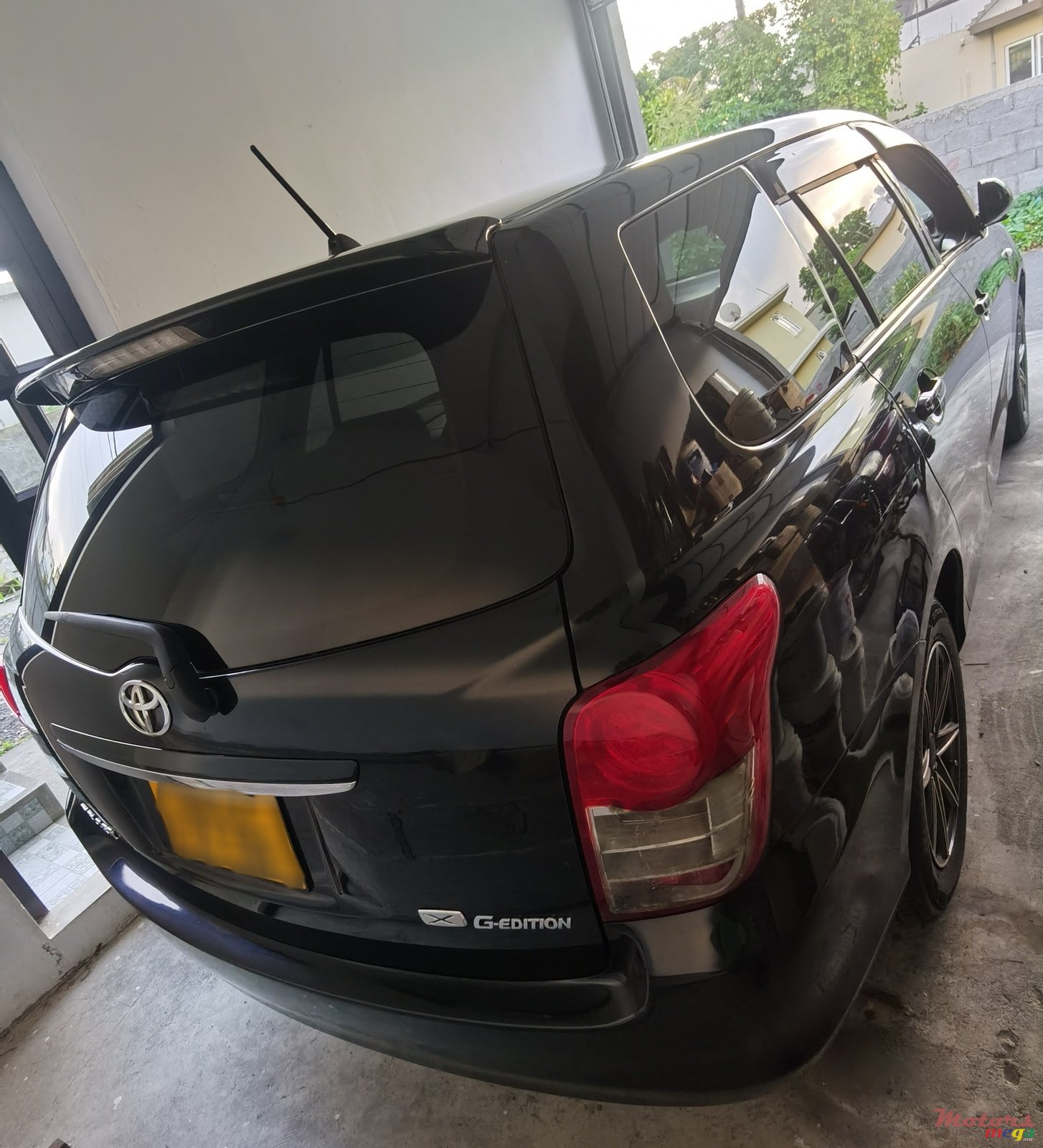 2008' Toyota Fielder photo #4