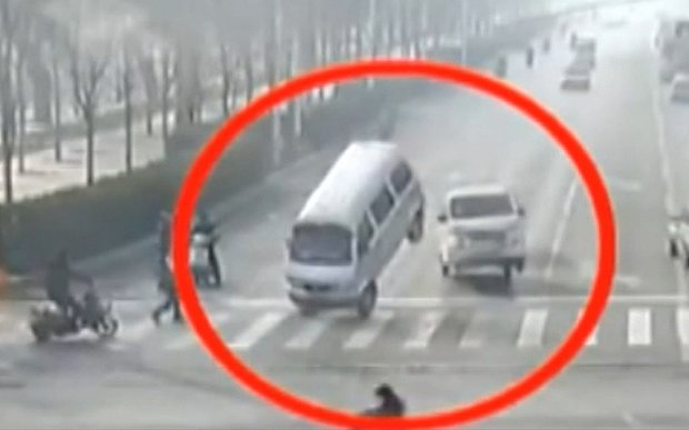 Mysterious Crash Makes Cars Appear to Jump