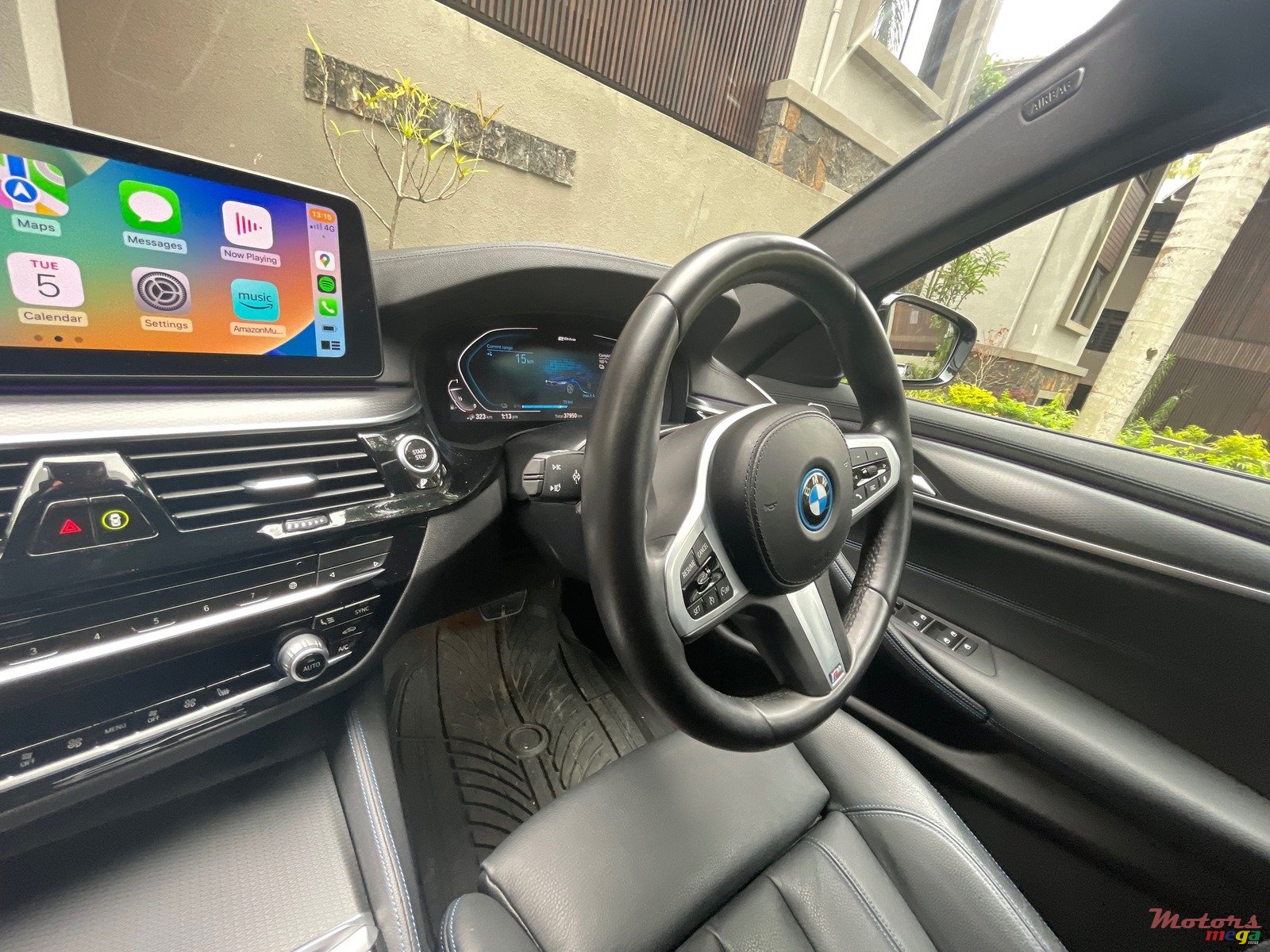 2021' BMW 530 photo #2