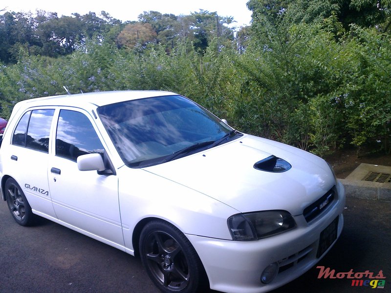 1997' Toyota Starlet glanza photo #1