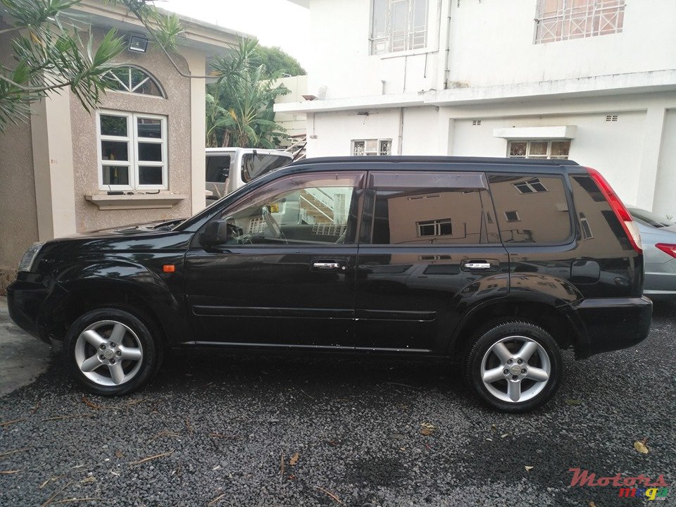 2003' Nissan X-Trail photo #3