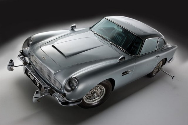 Classic Aston Martin DB5 To Appear in James Bond Skyfall Chase Scene