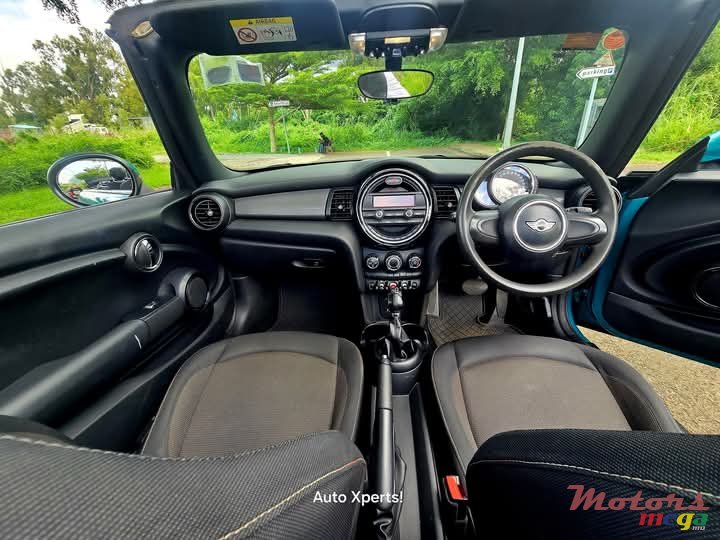 2018' MINI Cooper Twinpower Turbo Cabriolet photo #6