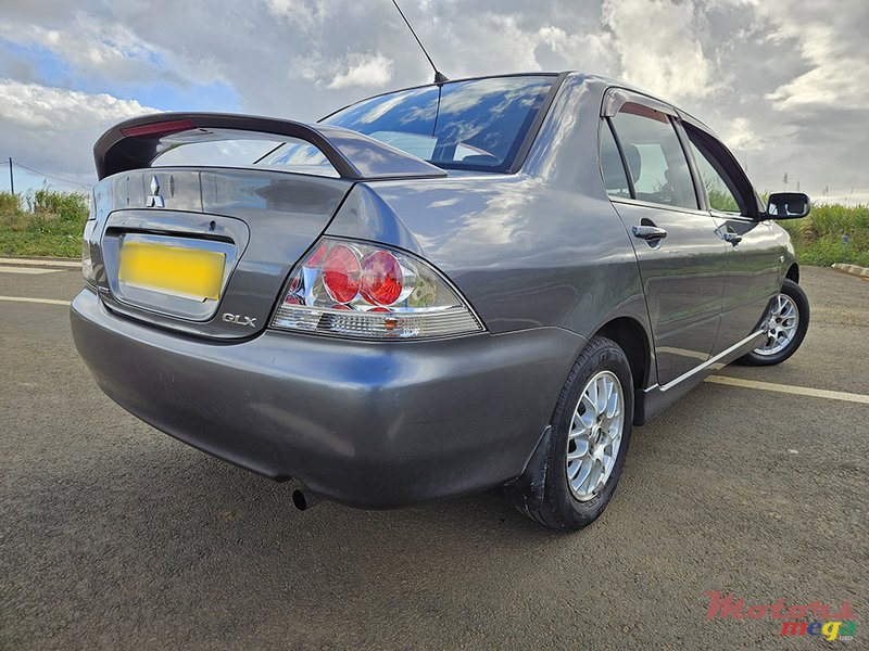 2006' Mitsubishi Lancer GLX photo #4