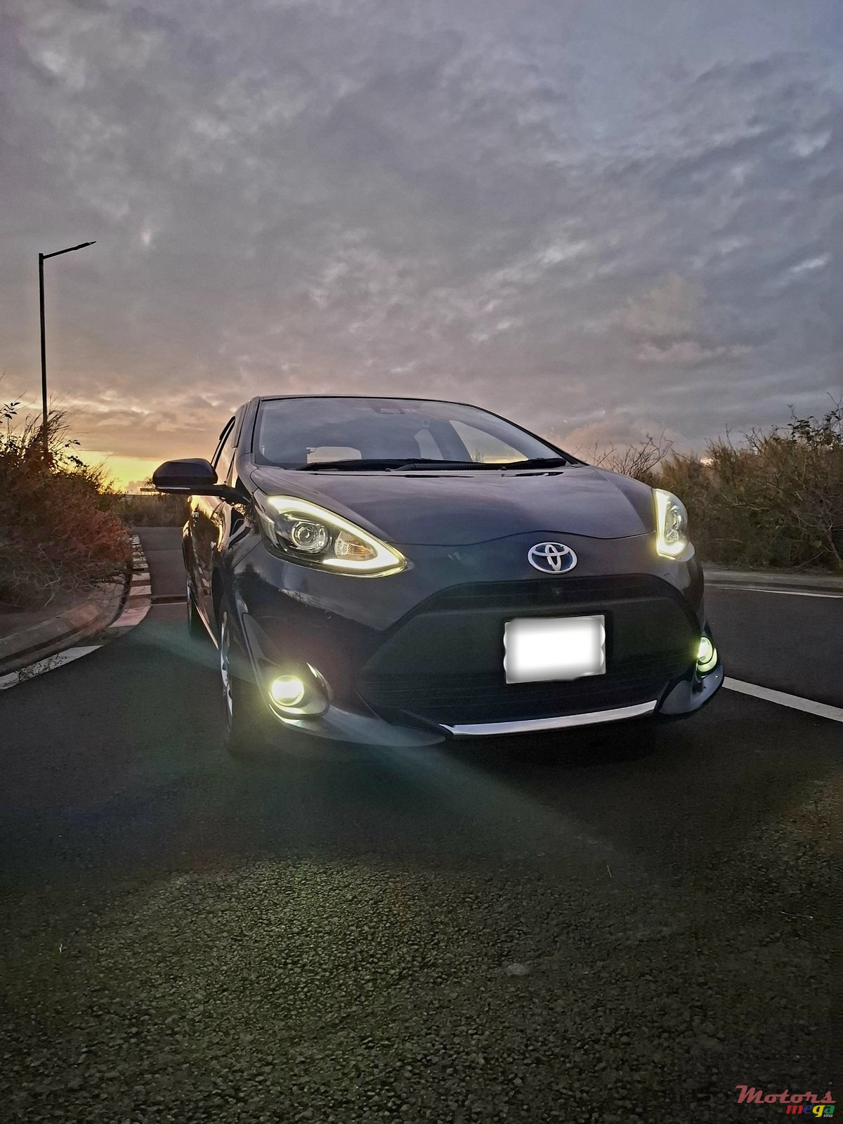 2019' Toyota Aqua photo #1