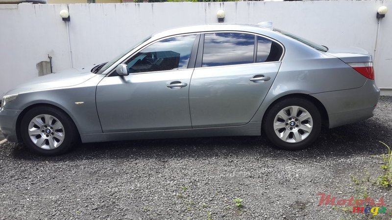 2004' BMW 520 photo #2