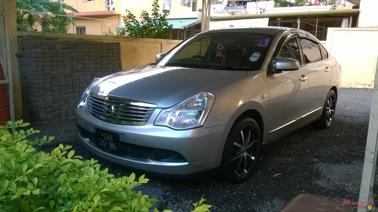 2006' Nissan Bluebird Sylphy photo #1