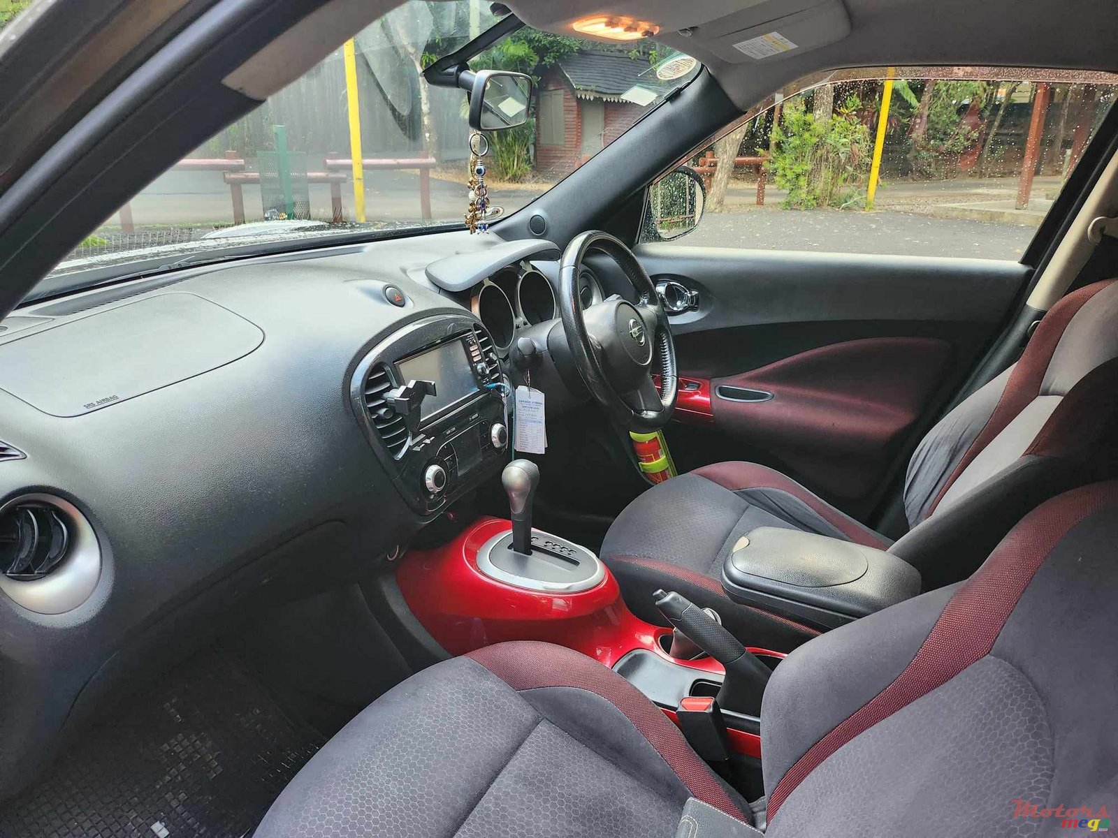 2012' Nissan Juke photo #4