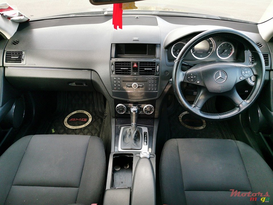 2009' Mercedes-Benz C-Class Kompressor photo #5