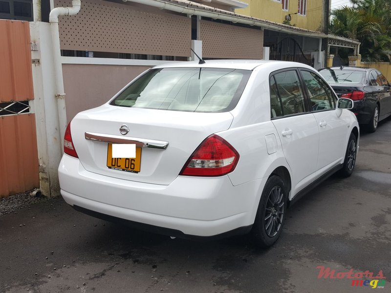 2007' Nissan Tiida photo #3