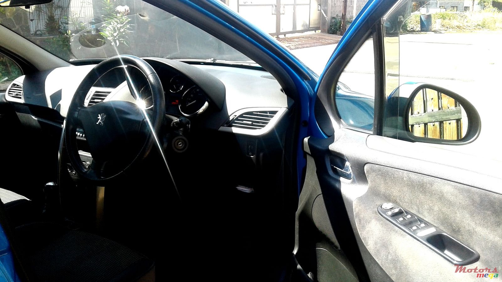 2008' Peugeot 207 photo #3