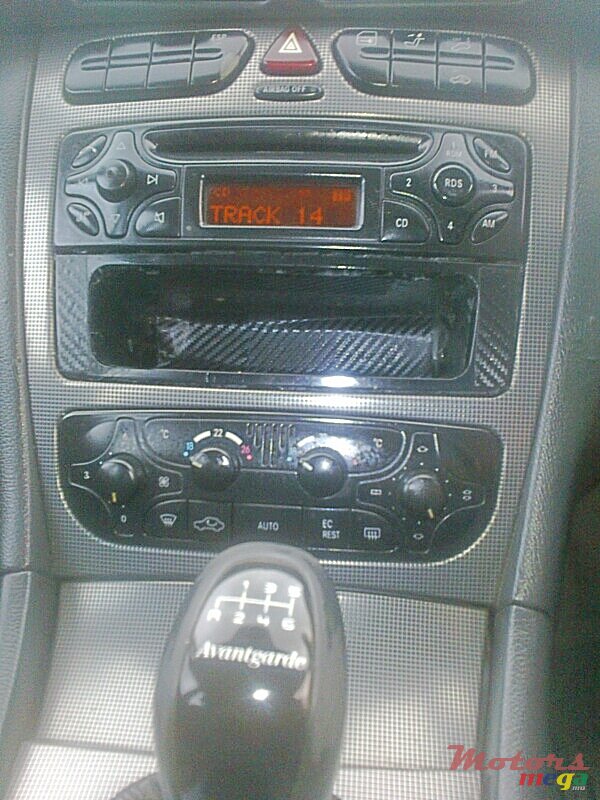 2001' Mercedes-Benz C-Class AVANTGARDE C180 photo #5
