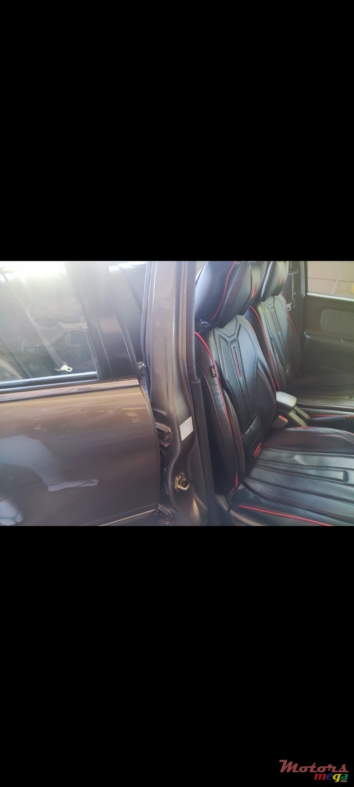 2000' Nissan Sunny photo #3