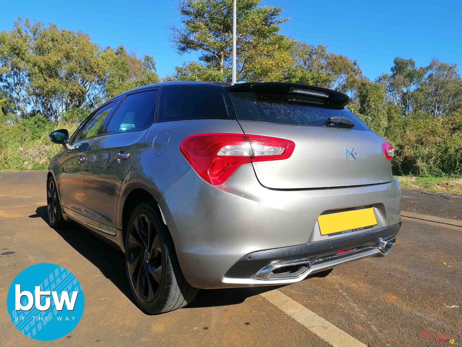 2014' Citroen DS5 photo #3