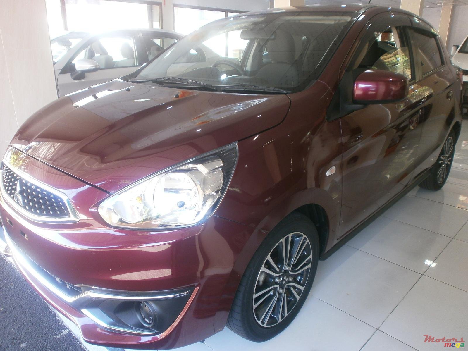 2017' Mitsubishi Mirage photo #5