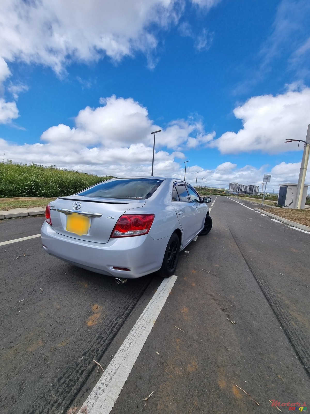 2012' Toyota Allion photo #2