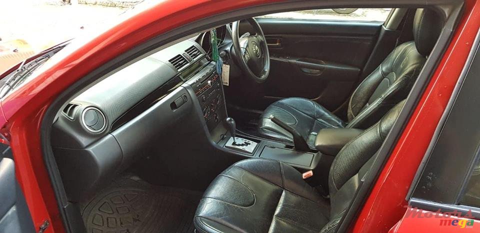 2005' Mazda 3 photo #5