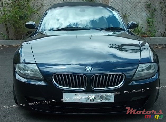 2008' BMW Z4 3.0si photo #1