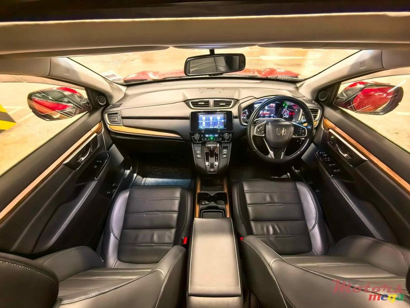 2020' Honda CR-V photo #5