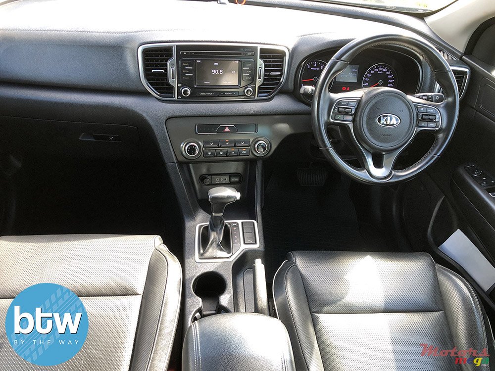 2016' Kia Sportage photo #6