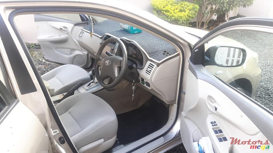 2006' Toyota Axio photo #4