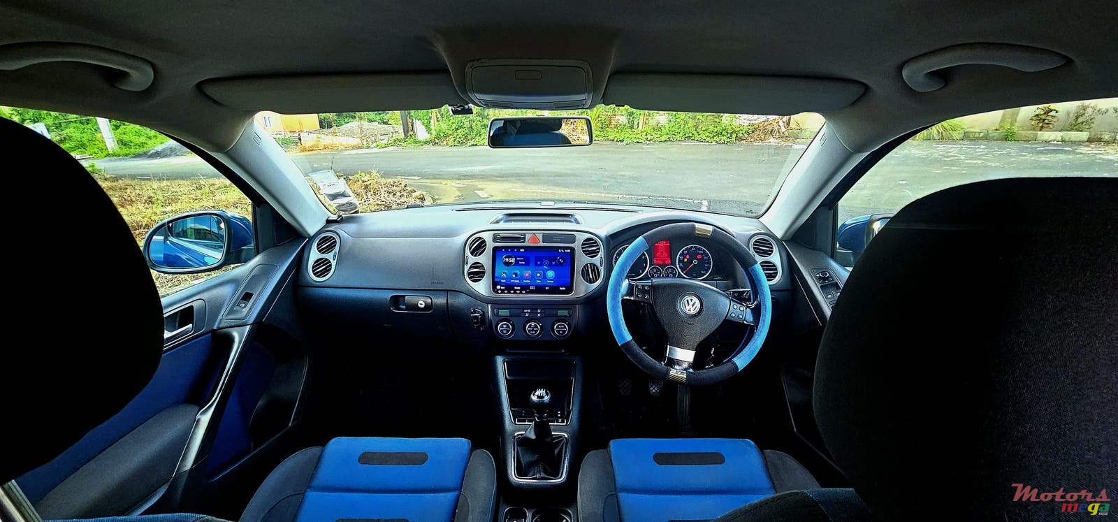 2008' Volkswagen Tiguan photo #4