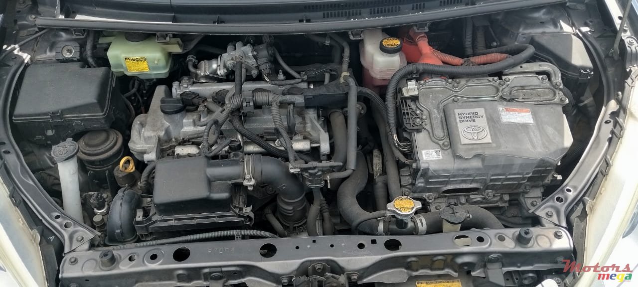 2015' Toyota Aqua photo #6