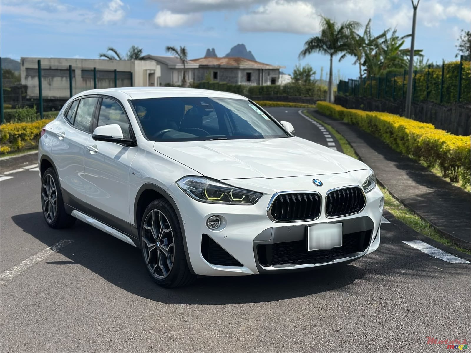 2019' BMW X2 photo #1