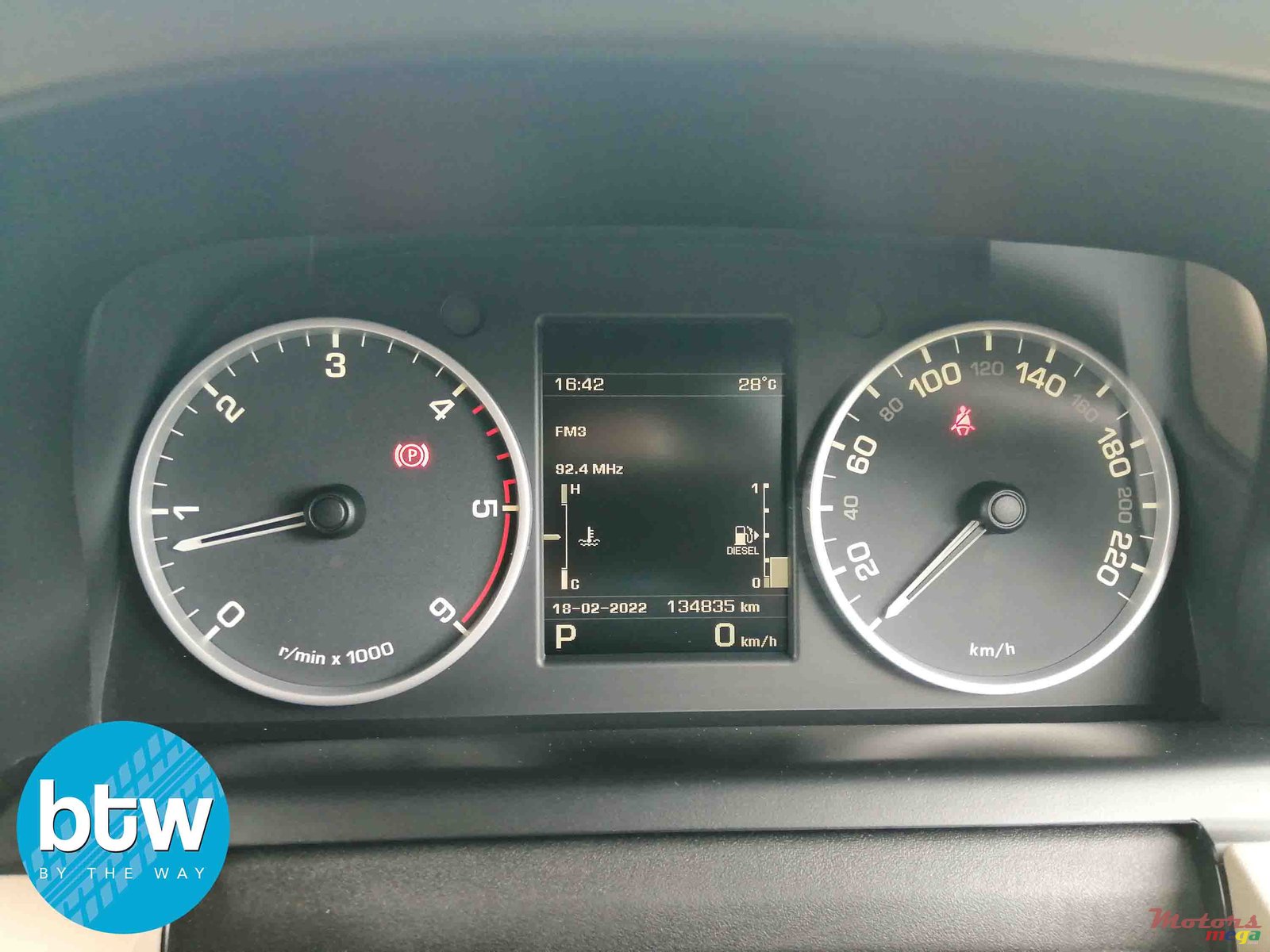 2012' Land Rover Discovery photo #7