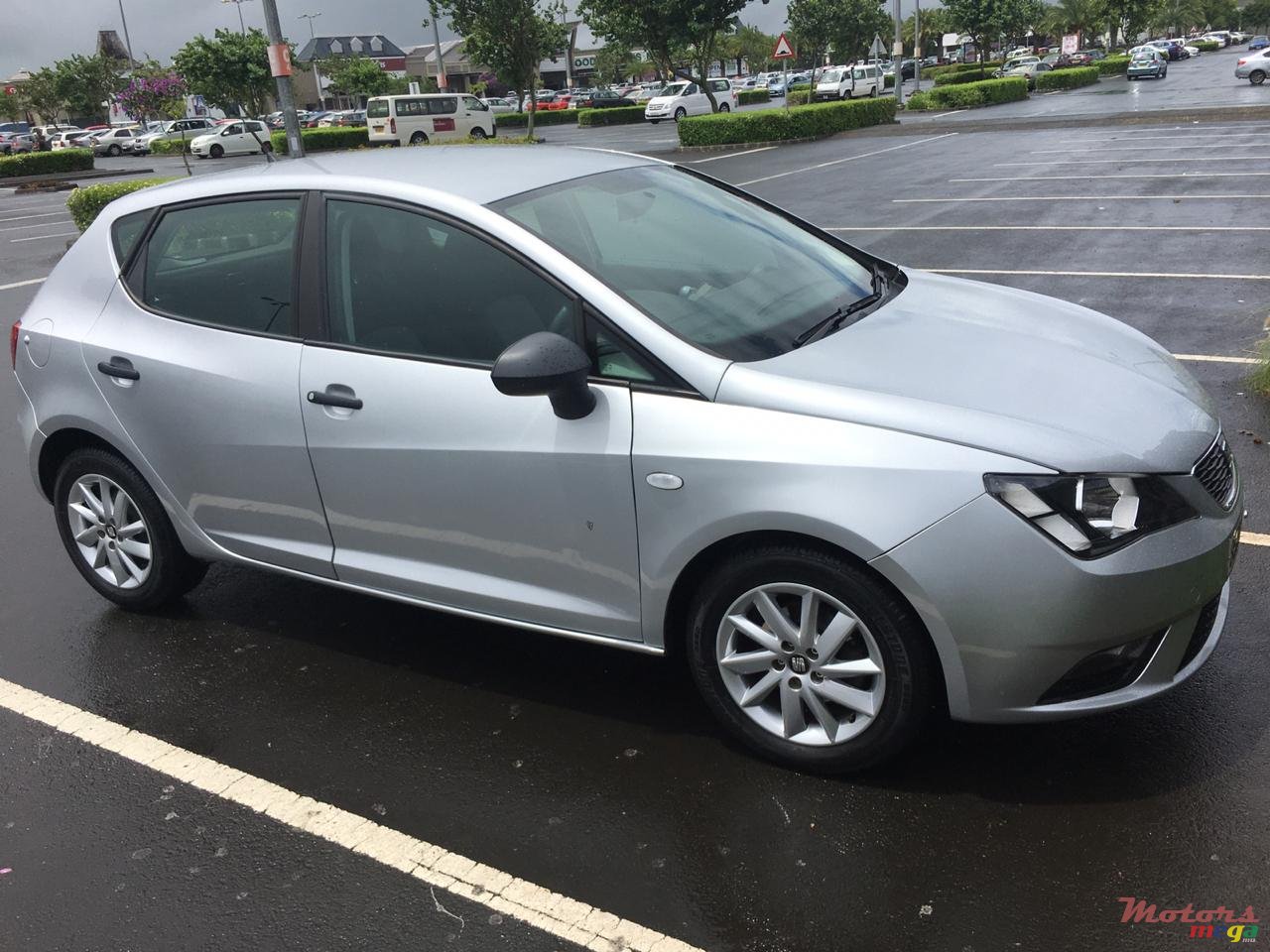 2016' SEAT Ibiza photo #2
