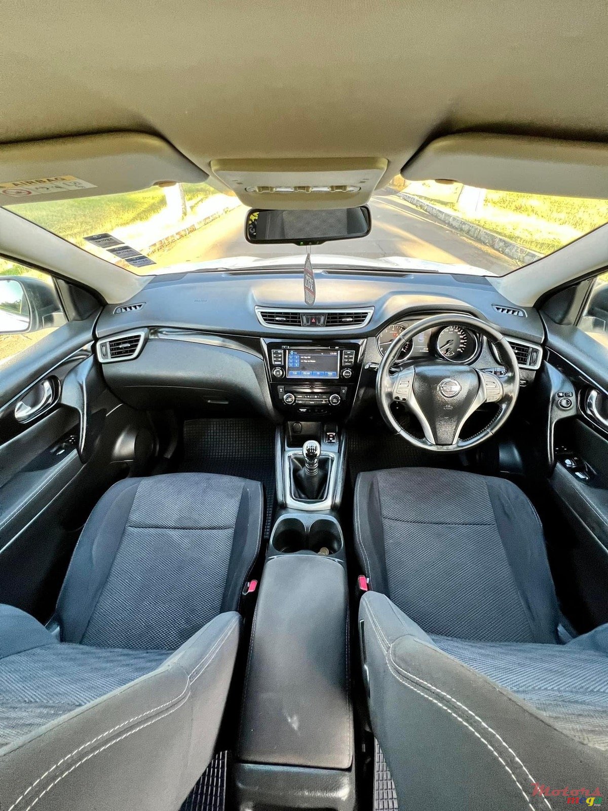 2015' Nissan Qashqai photo #6