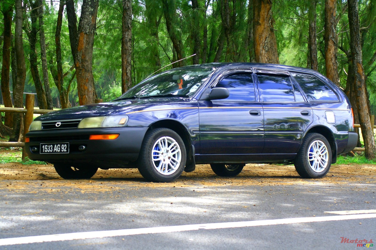 1992' Toyota Corolla EE105 photo #1