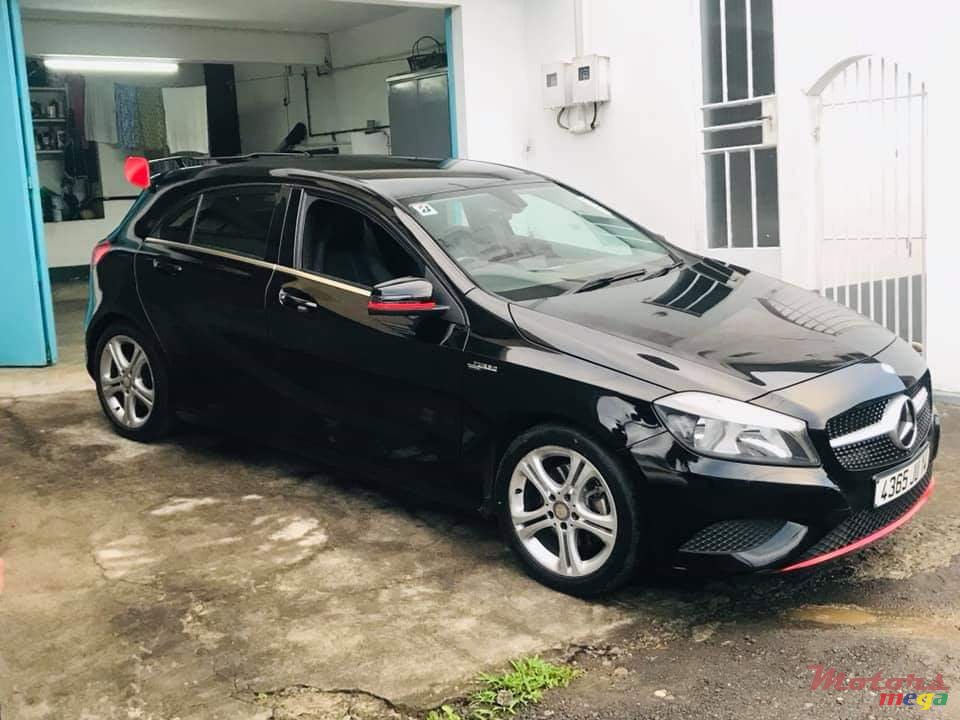 2014' Mercedes-Benz A 200 photo #1