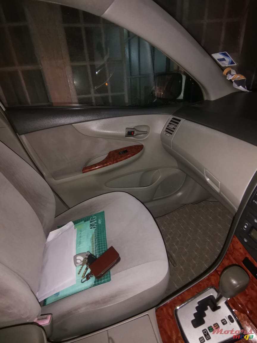 2008' Toyota Axio photo #5