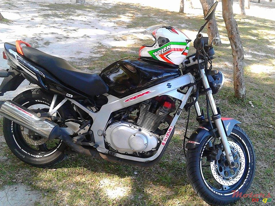 2005' Suzuki photo #1