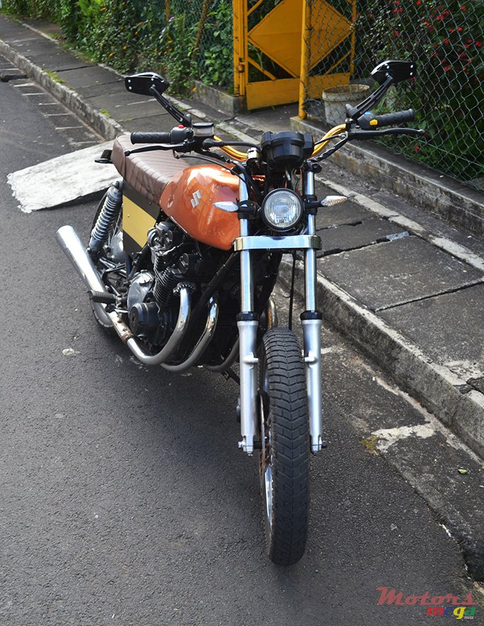 1985' Suzuki GS550 photo #3