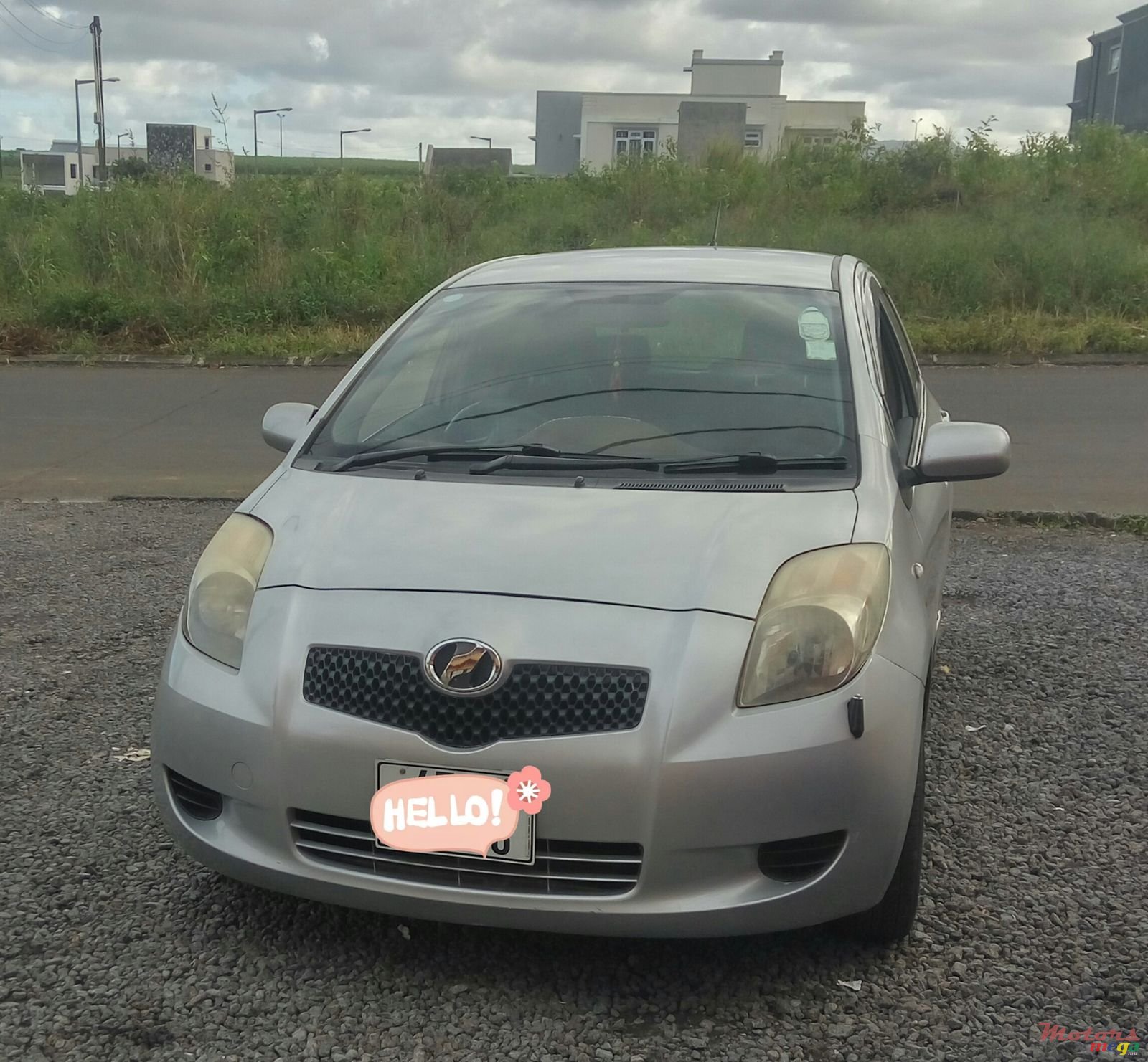 2006' Toyota Vitz photo #1