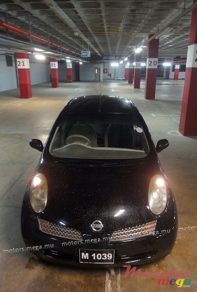 2003' Nissan Original photo #2