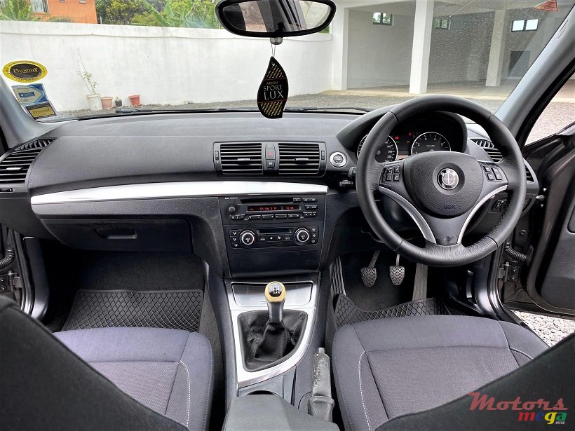 2009' BMW 116 Manual 1.6L photo #3
